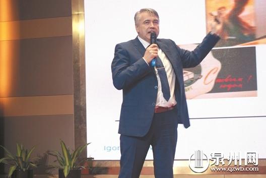 俄羅斯電子商務(wù)協(xié)會郵政物流委員會主席 Igor Subow 俄羅斯電子商務(wù)協(xié)會郵政物流委員會主席 Igor Subow