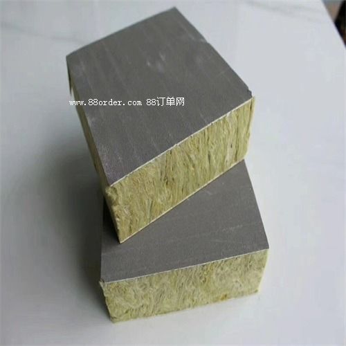 海林市改性聚氨酯巖棉復(fù)合板