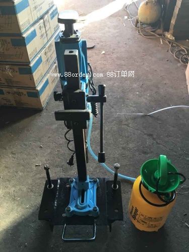 LQ-45�ͻ�������˨�@ȡ�C(j��)_�p�p�ڄ�(d��ng)��(qi��ng)����ʹ�ð�ȫ