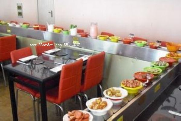 滁州回轉(zhuǎn)自助火鍋設(shè)備 回轉(zhuǎn)小火鍋設(shè)備 自助火鍋設(shè)備