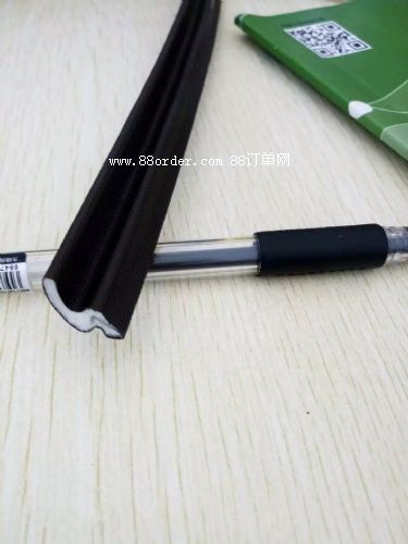 PU����ʽľ���ܷ�l ���d��ײ�l