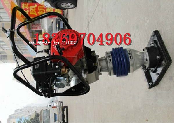 HCR110型建內(nèi)燃沖擊夯