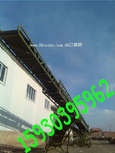 移動式轉(zhuǎn)向拋糧輸送機