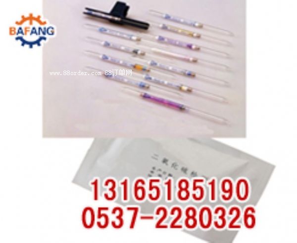 ��������z�y��