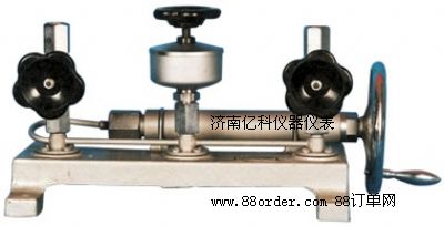 ������У���