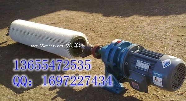 冶金用電動毛刷式皮帶清掃器