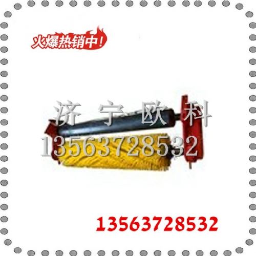 電動(dòng)旋轉(zhuǎn)刷清掃器價(jià)格 2.2KW電動(dòng)清掃器廠家