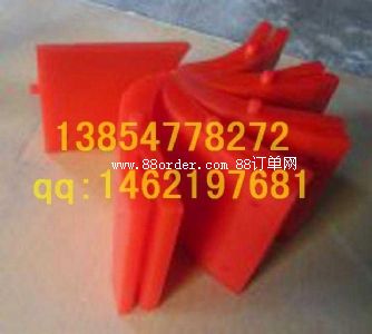 �۰������w�ε��S��ֱ�N ����������� �߷��Ӿ۰����ε�