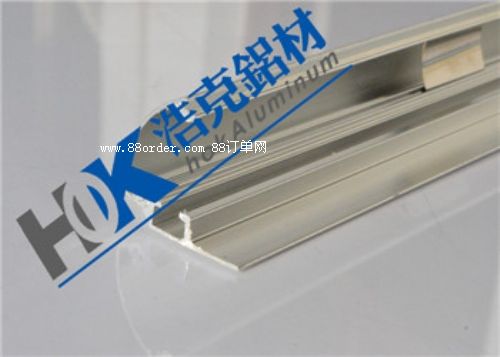 2.5cm亮銀超薄燈箱鋁合金型材/折彎燈箱型材