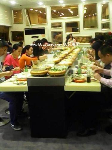 暢銷的回轉小火鍋設備 旋轉小火鍋設備安裝快速