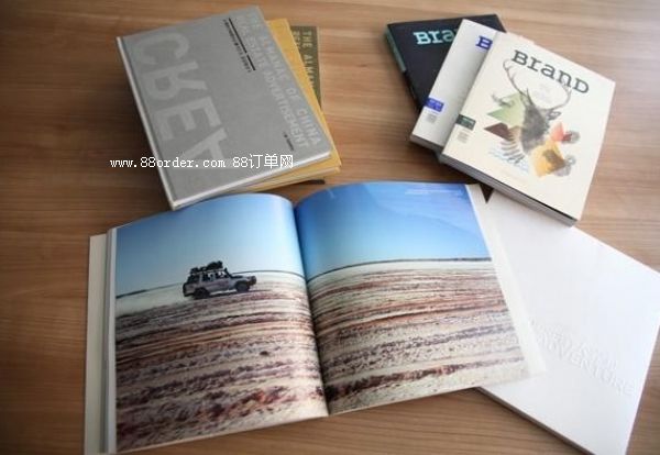 武漢企業(yè)畫冊宣傳冊印刷折頁海報宣傳單設計制作